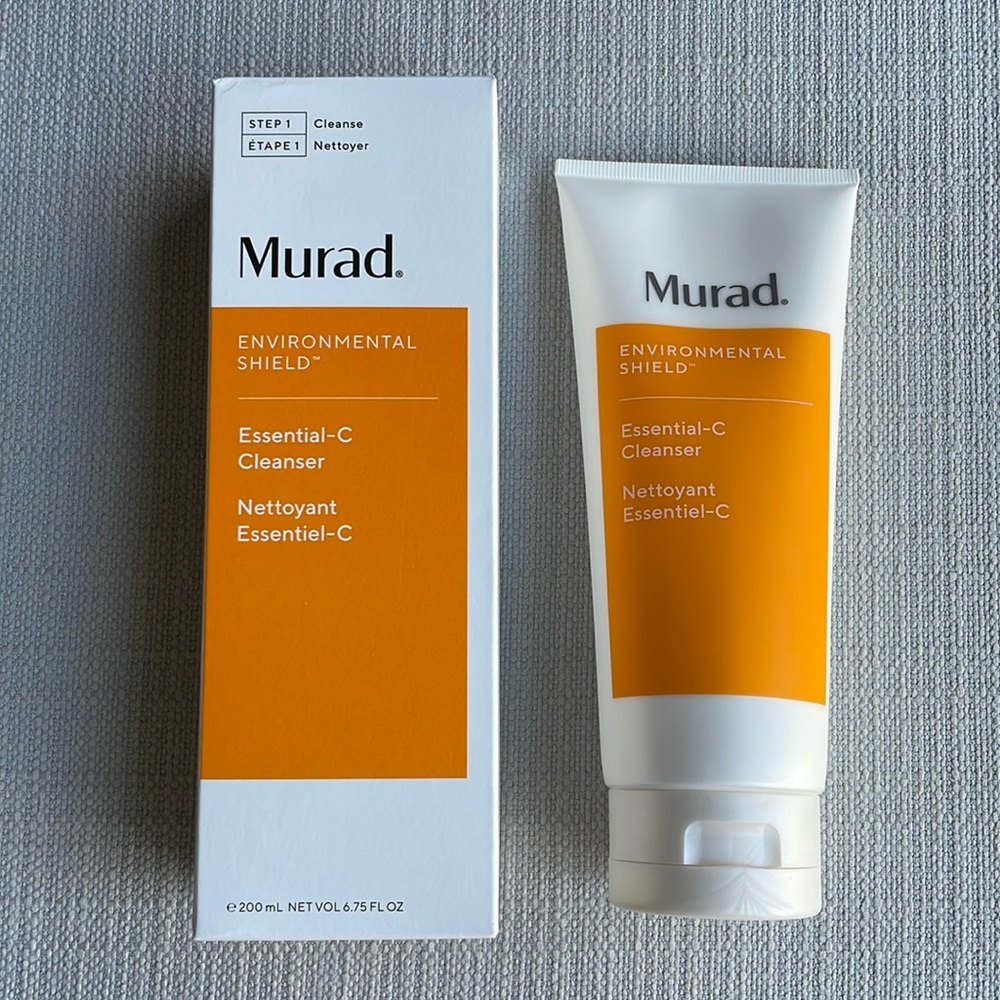 Murad Essential-C Cleanser new in box sealed
